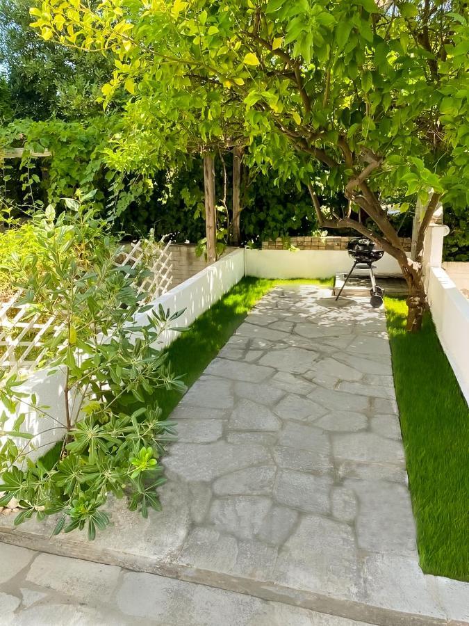 Irini Apartment 卡尼奥提 外观 照片