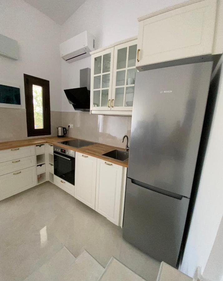 Irini Apartment 卡尼奥提 外观 照片